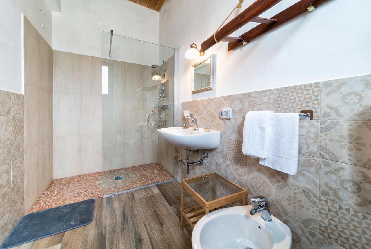 Agriturismo Tenuta Del Grillaio Акуавива деле Фонти Екстериор снимка