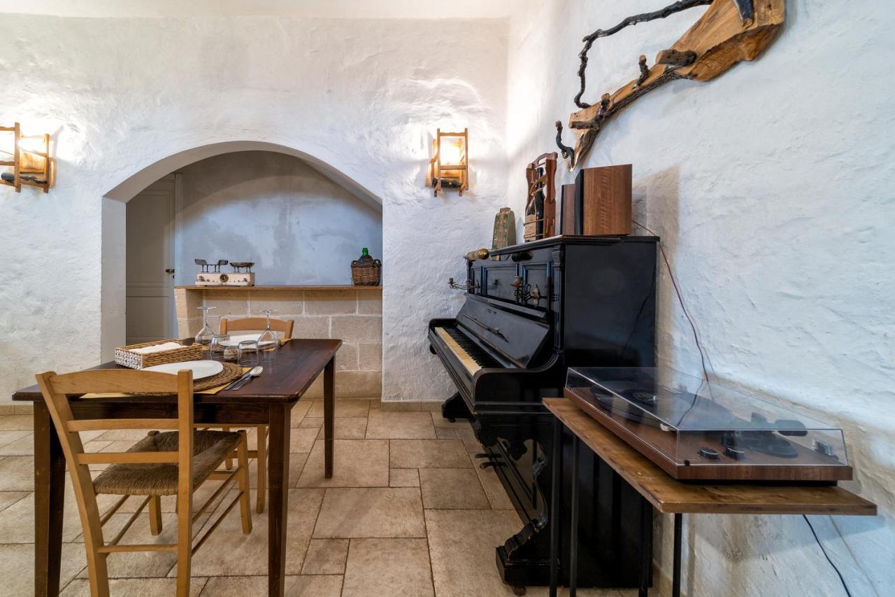 Agriturismo Tenuta Del Grillaio Акуавива деле Фонти Екстериор снимка